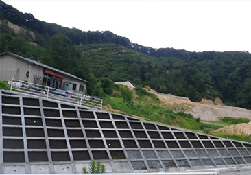 吹付ポーラスコンクリート工法